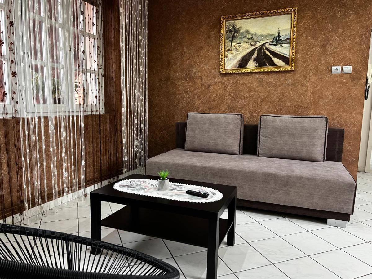 Origo Vendeghaz 2 Apartment ชารอชปาตัก ภายนอก รูปภาพ